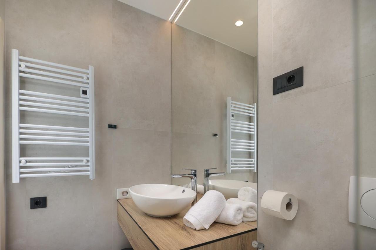 Ribica Luxury